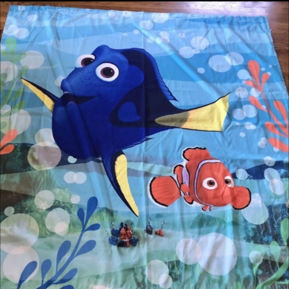 Disney Bath Disney Finding Dory Polyester Fabric Shower Curtain 7 X